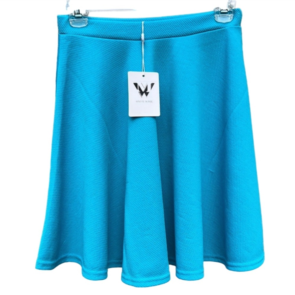 NWT White Mark “Mint” Flared Skater Skirt Size Medium